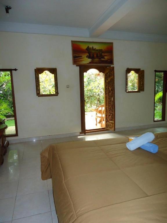 Star Two Thousand Bungalow Nusa Lembongan Exteriör bild